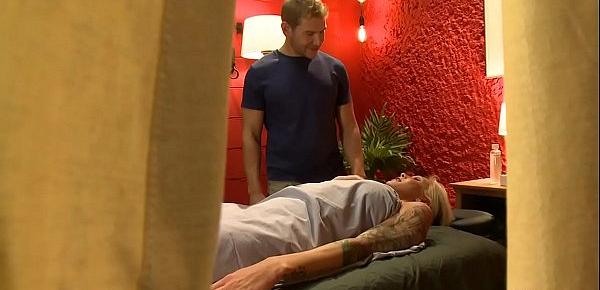  Masseur is anal fucked by blonde shemale